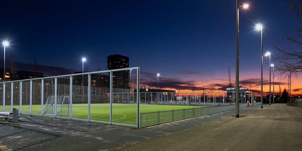 sportcomplex-lloyd-multiplein-rotterdam-image